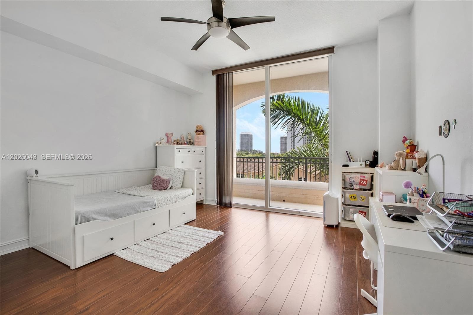 3001 NE 185th St # 610, Aventura FL 33180 — 15