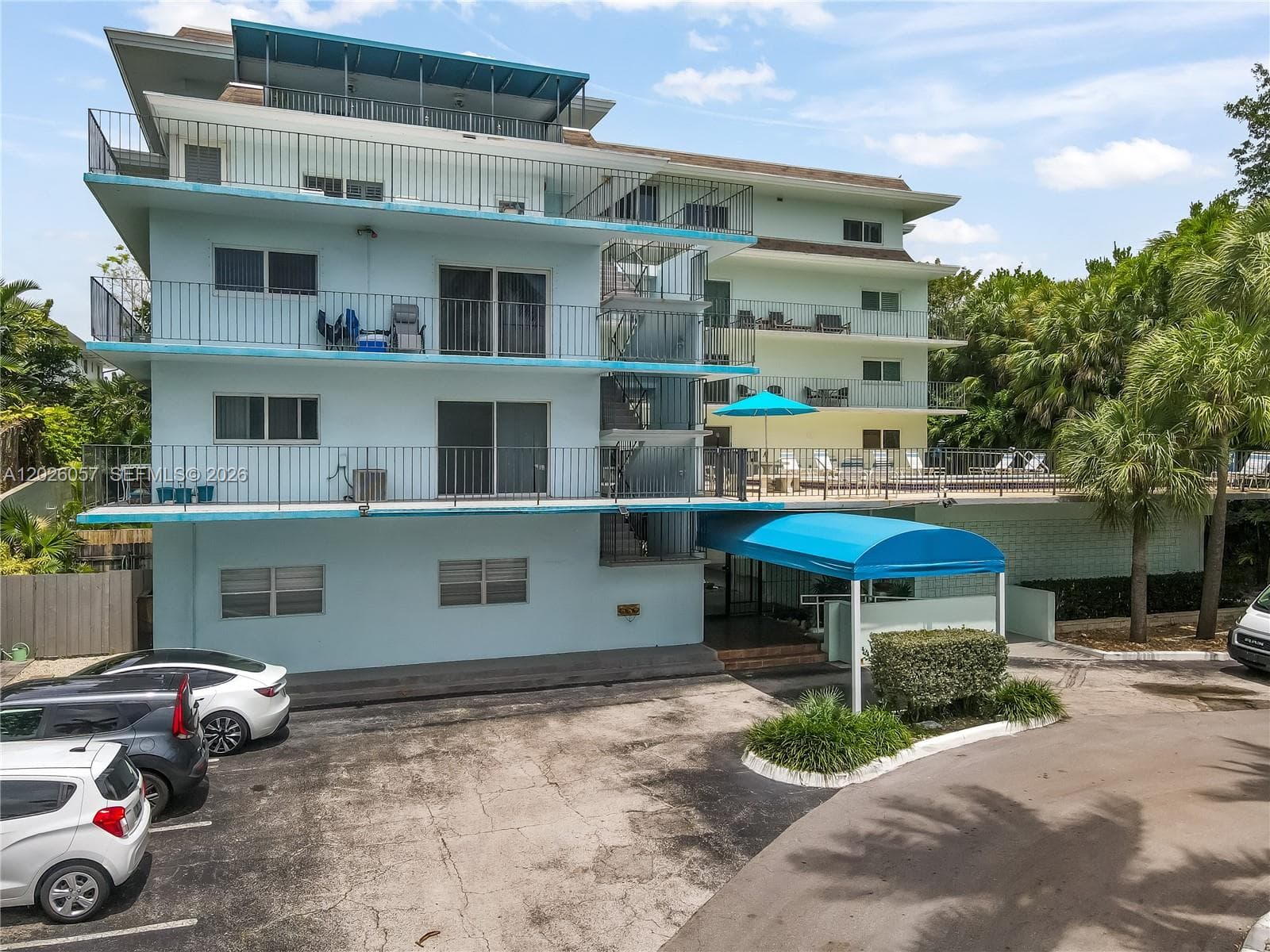 2539 S Bayshore Dr # 212A, Miami FL 33133 — 24