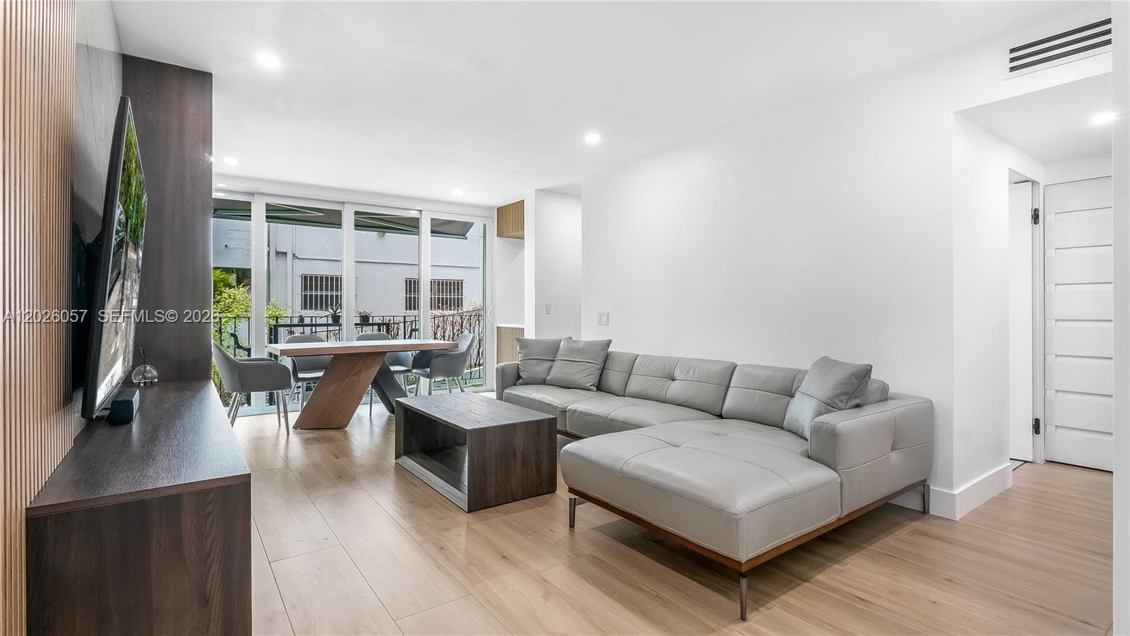 2539 S Bayshore Dr # 212A, Miami FL 33133 — 4