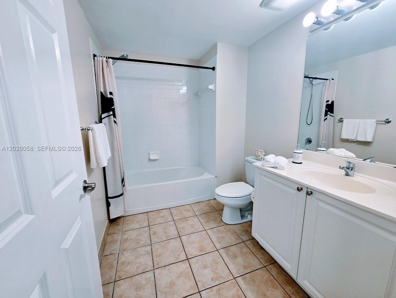 888 S Douglas Rd # 1507, Coral Gables FL 33134 — 18