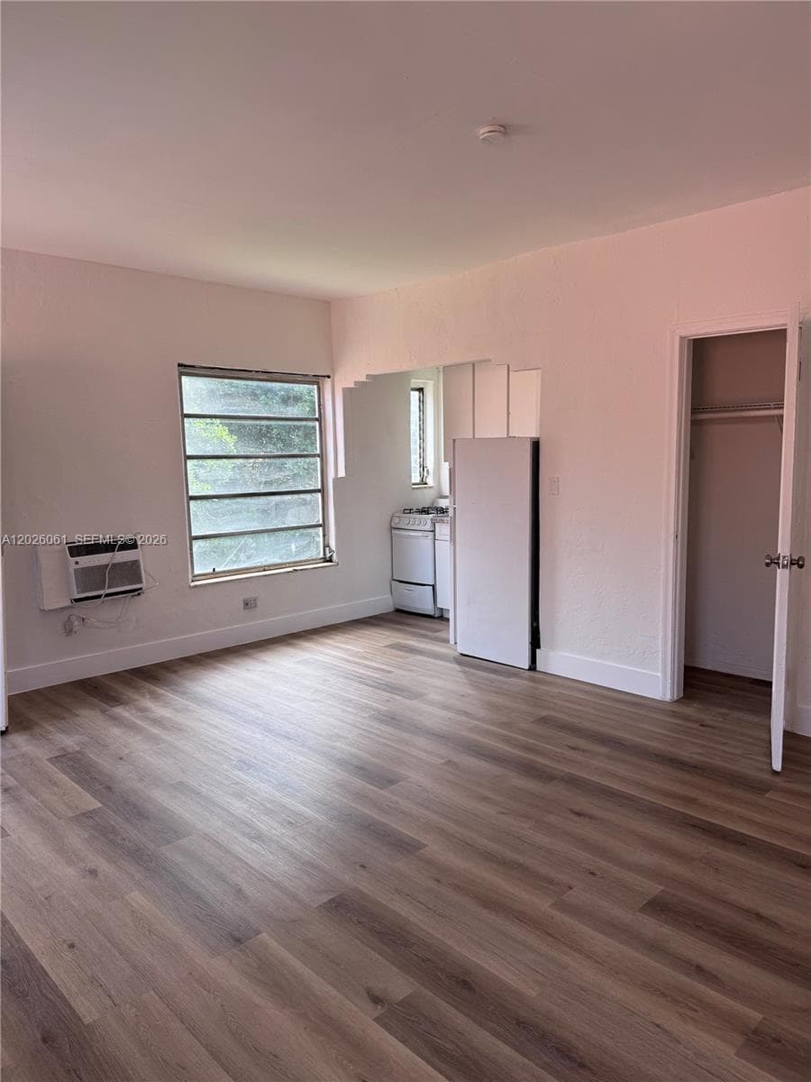 825 Alton Road # 8, Miami Beach FL 33139 — 2
