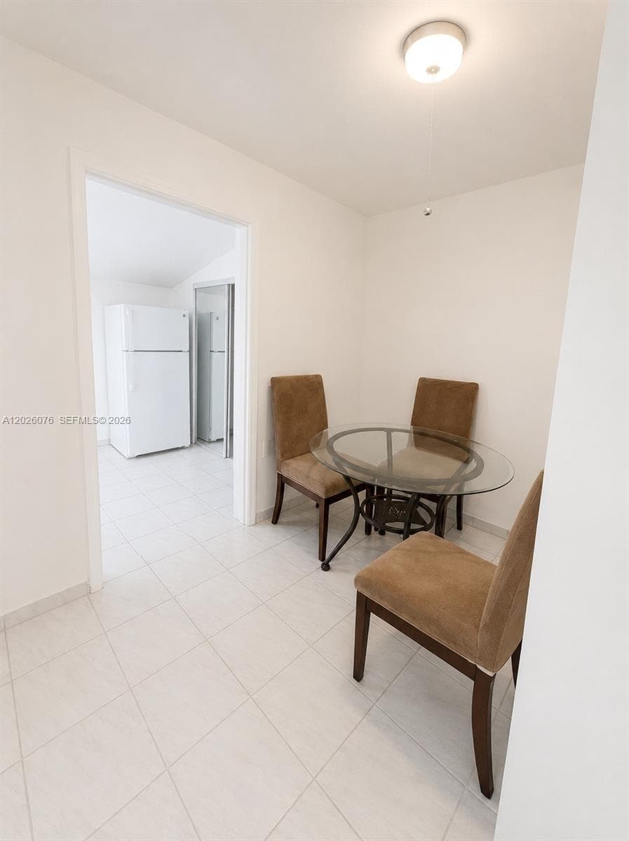 Kings Gardens Sec Two, Miami Gardens, FL — 4