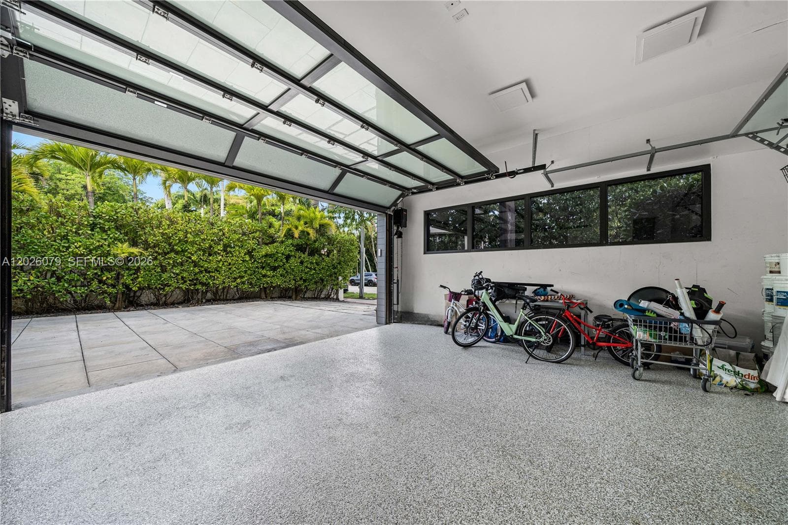 5061 N Bay Rd, Miami Beach FL 33140 — 56