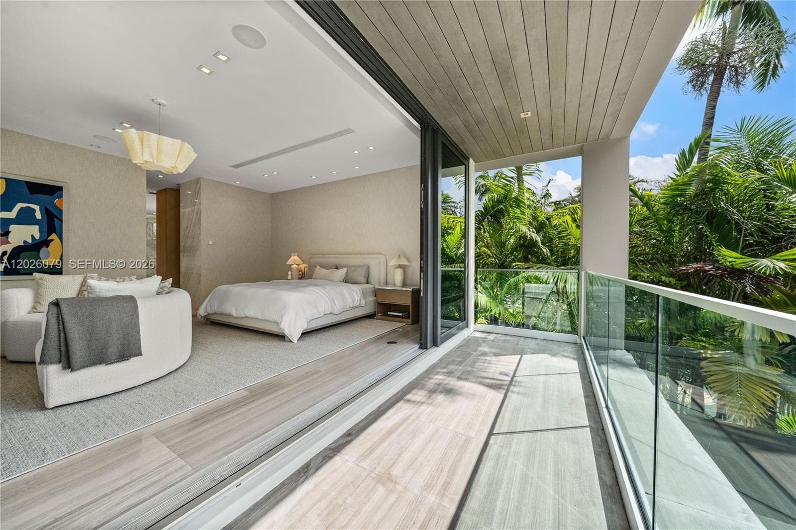 5061 N Bay Rd, Miami Beach FL 33140 — 17