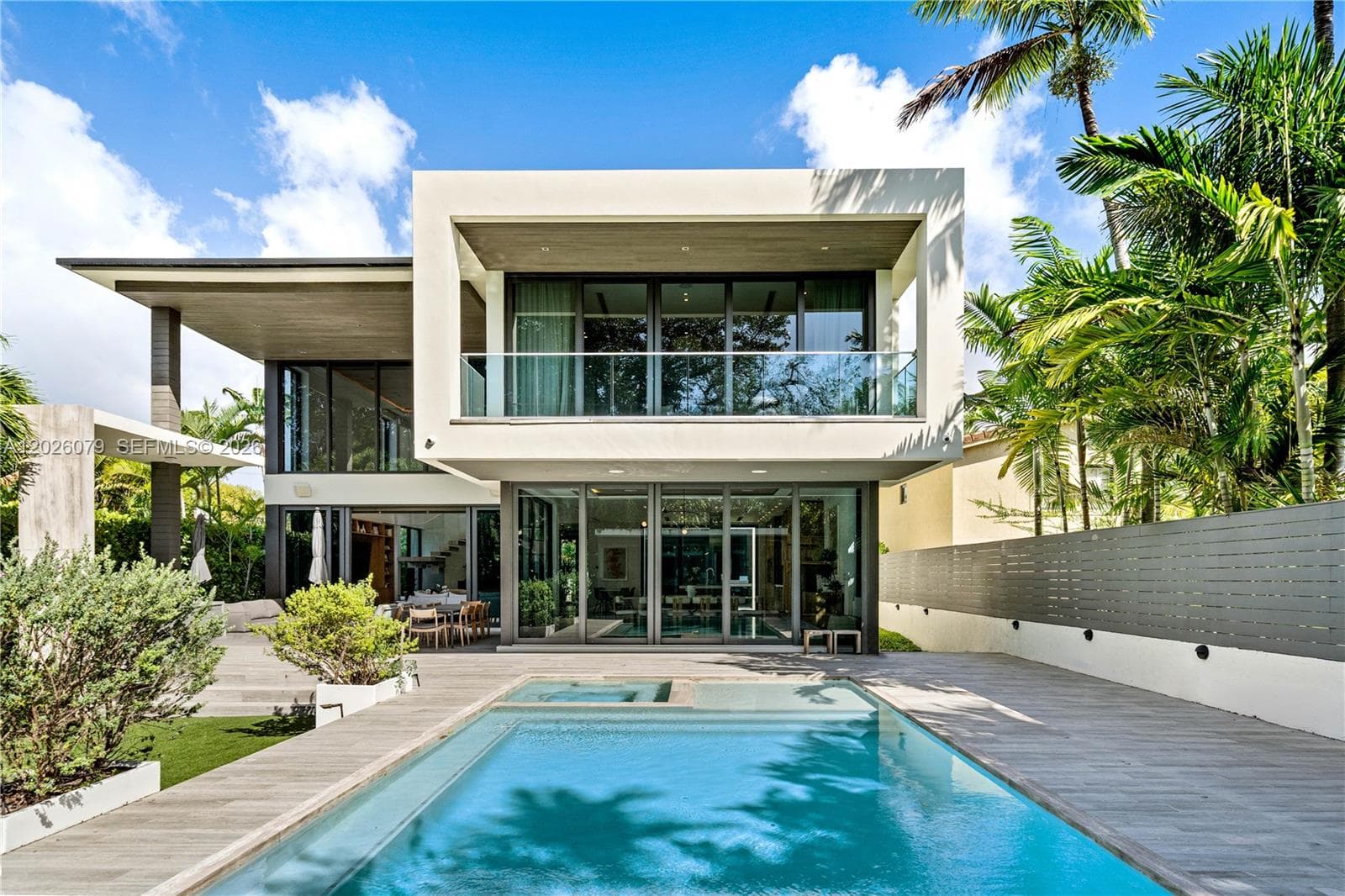 5061 N Bay Rd, Miami Beach FL 33140 — 47