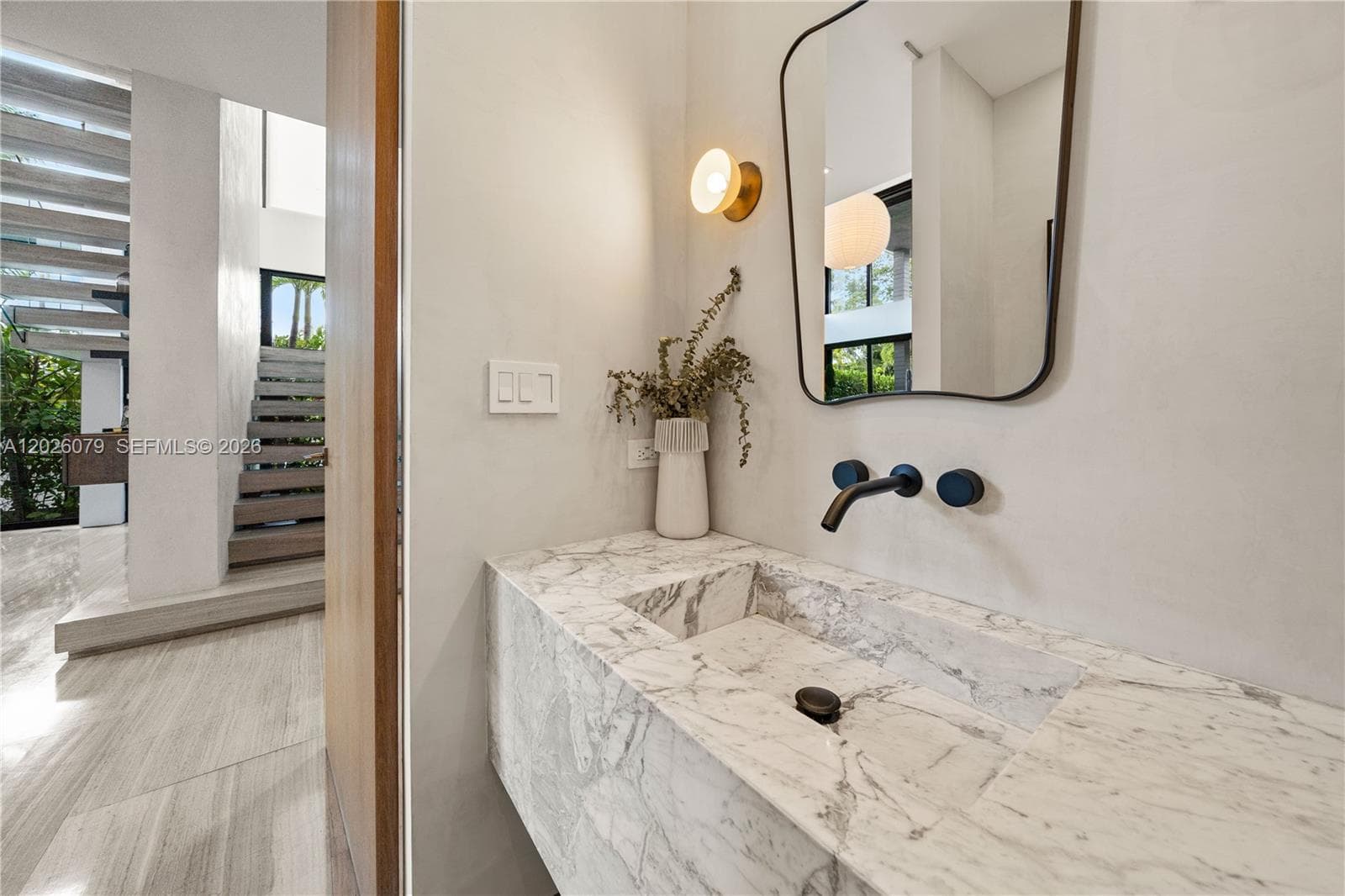 5061 N Bay Rd, Miami Beach FL 33140 — 41