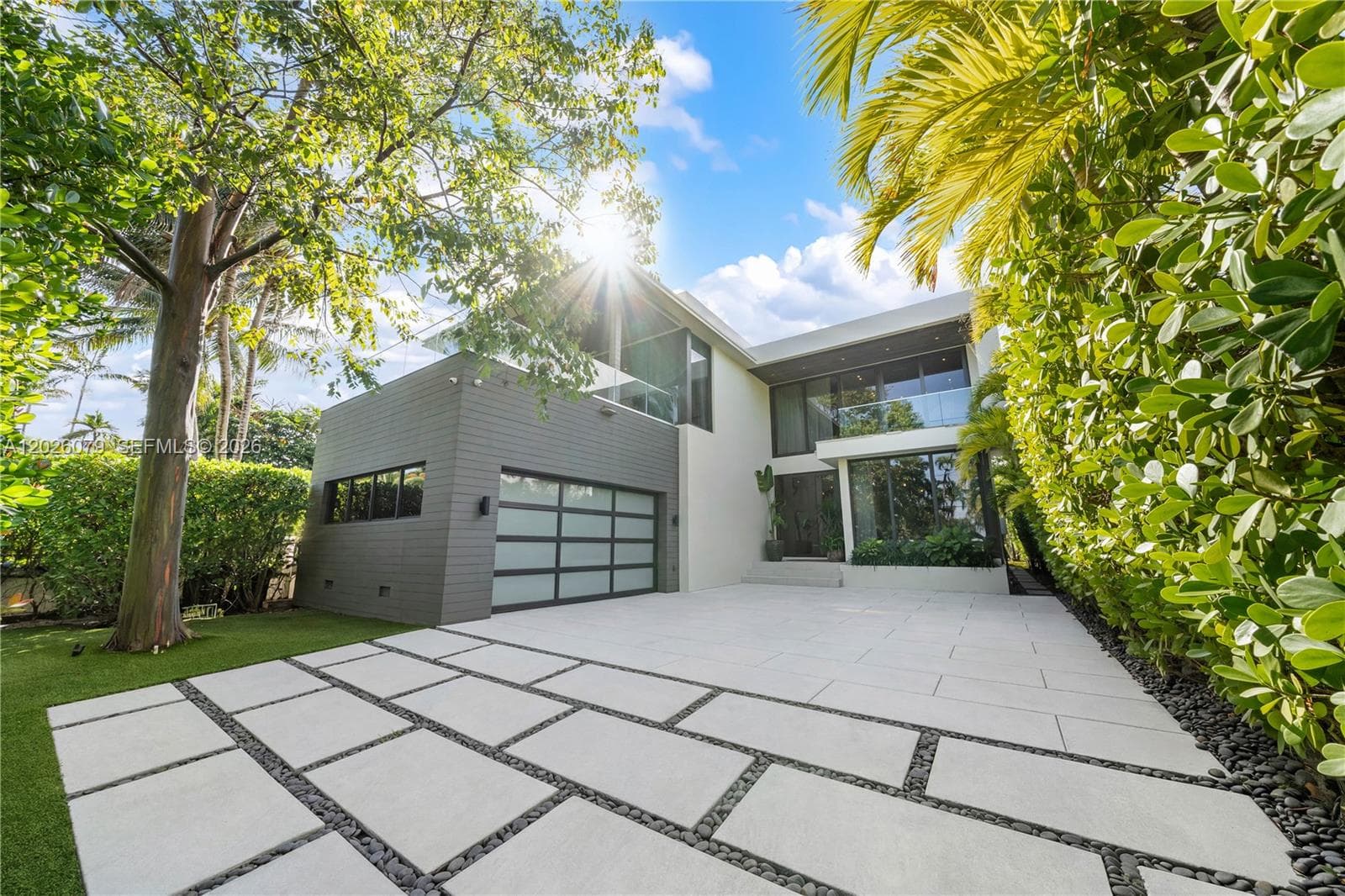 5061 N Bay Rd, Miami Beach FL 33140 — 59