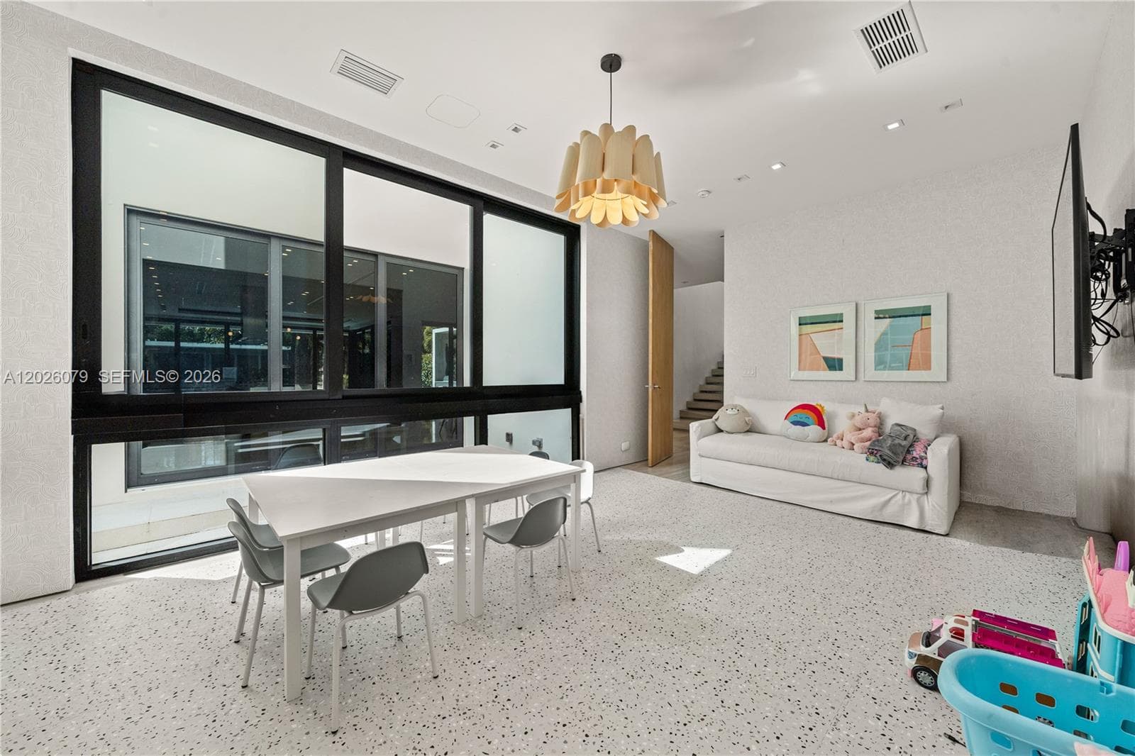 5061 N Bay Rd, Miami Beach FL 33140 — 39
