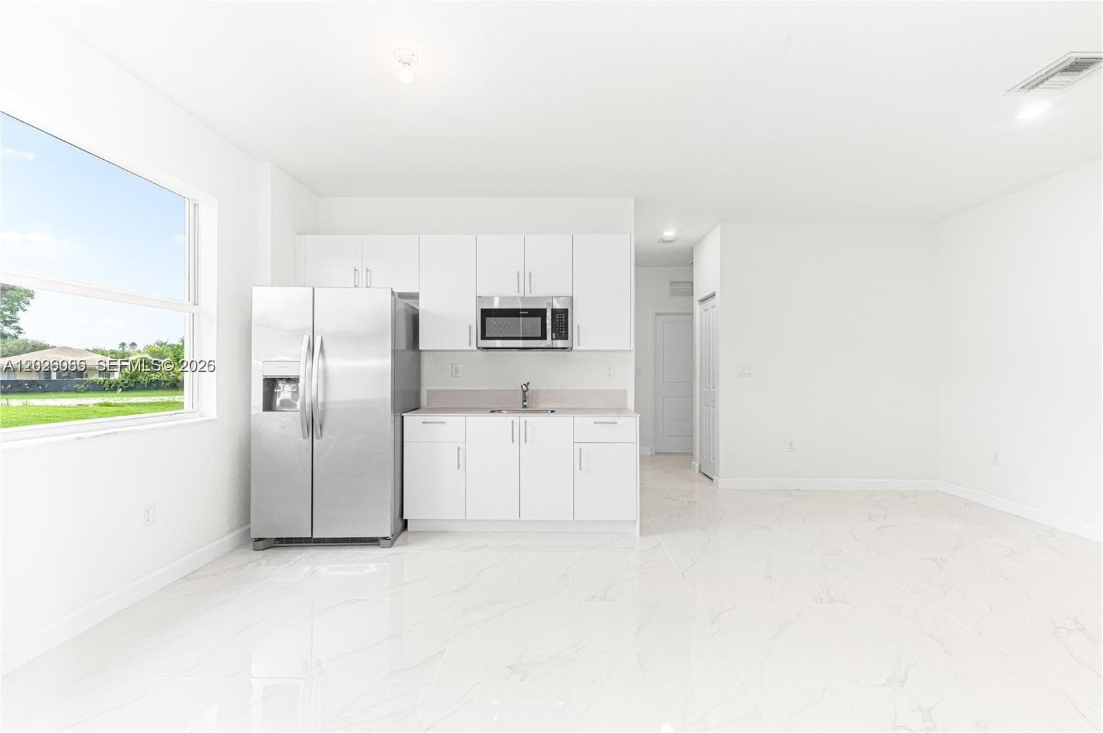 2209 SE 30th St # 2, Homestead FL 33035 — 5