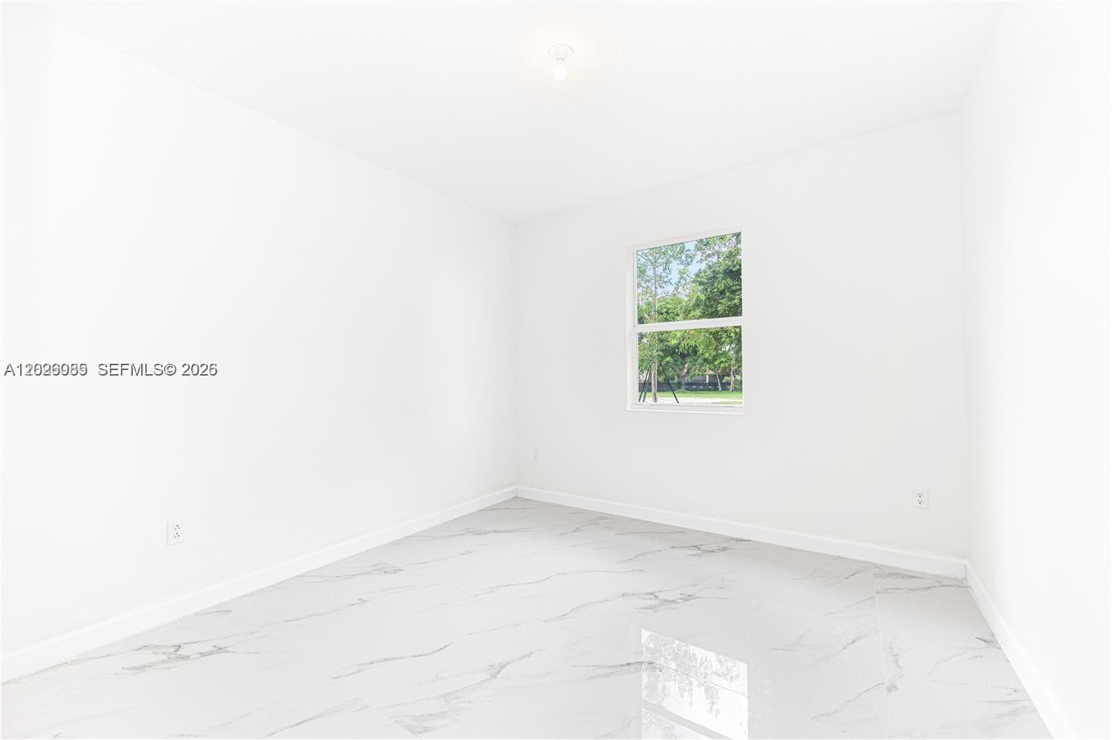 2209 SE 30th St # 2, Homestead FL 33035 — 9