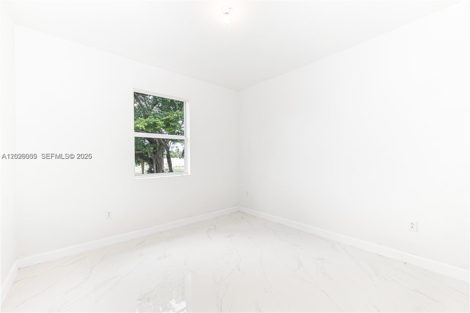 2209 SE 30th St # 2, Homestead FL 33035 — 8