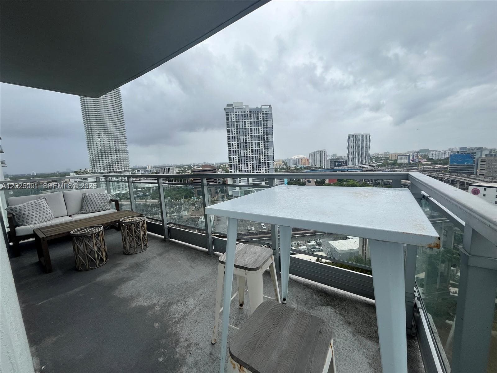 90 SW 3rd St # 1705, Miami FL 33130 — 16