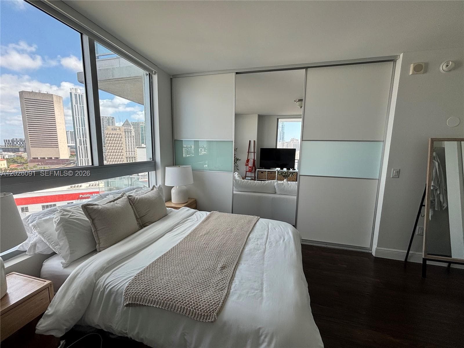 90 SW 3rd St # 1705, Miami FL 33130 — 7