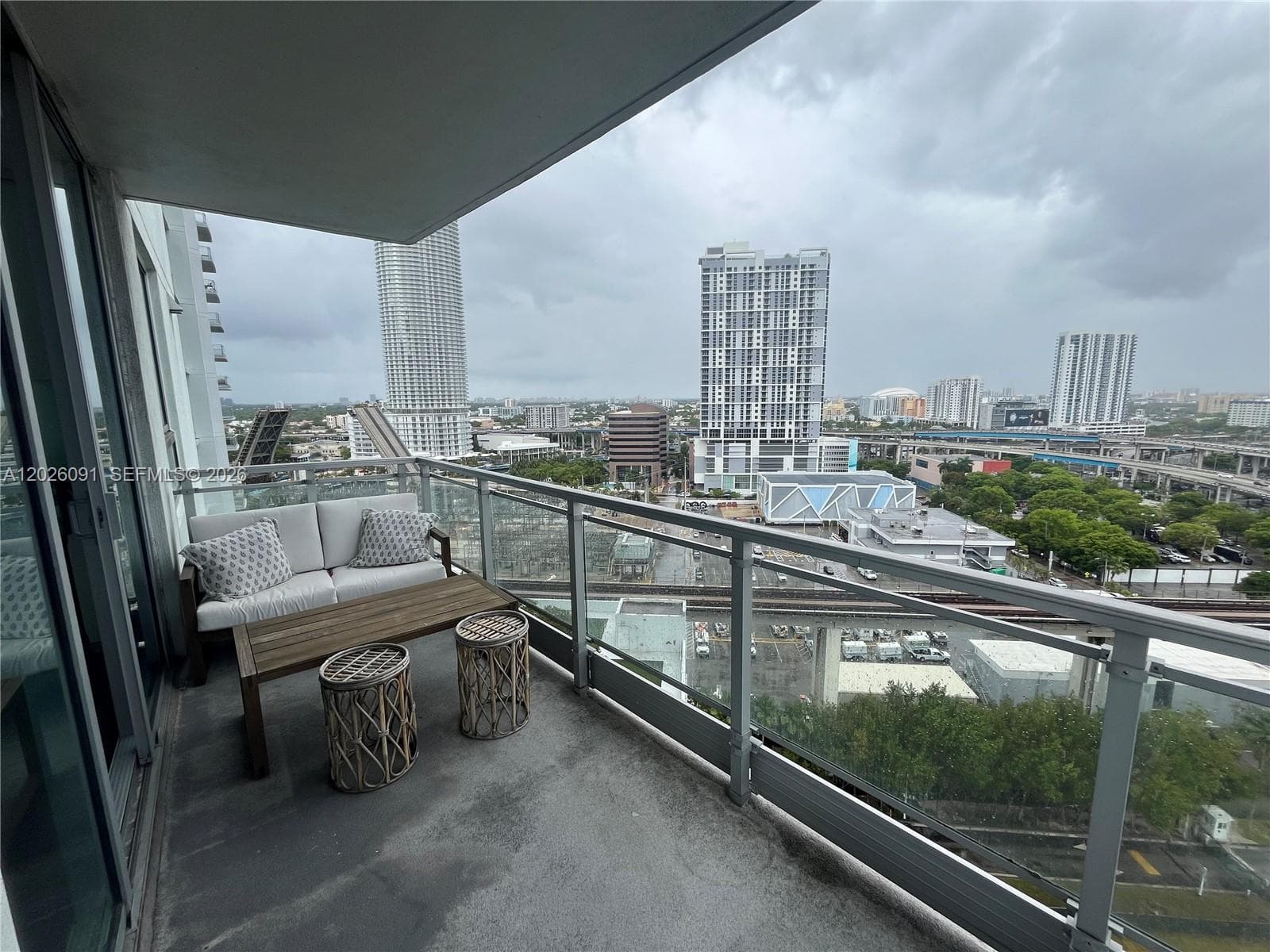 90 SW 3rd St # 1705, Miami FL 33130 — 15