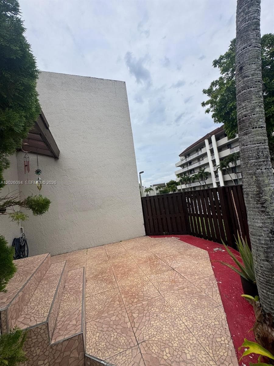 10282 NW 9th St Cir # 206, Miami FL 33172 — 14