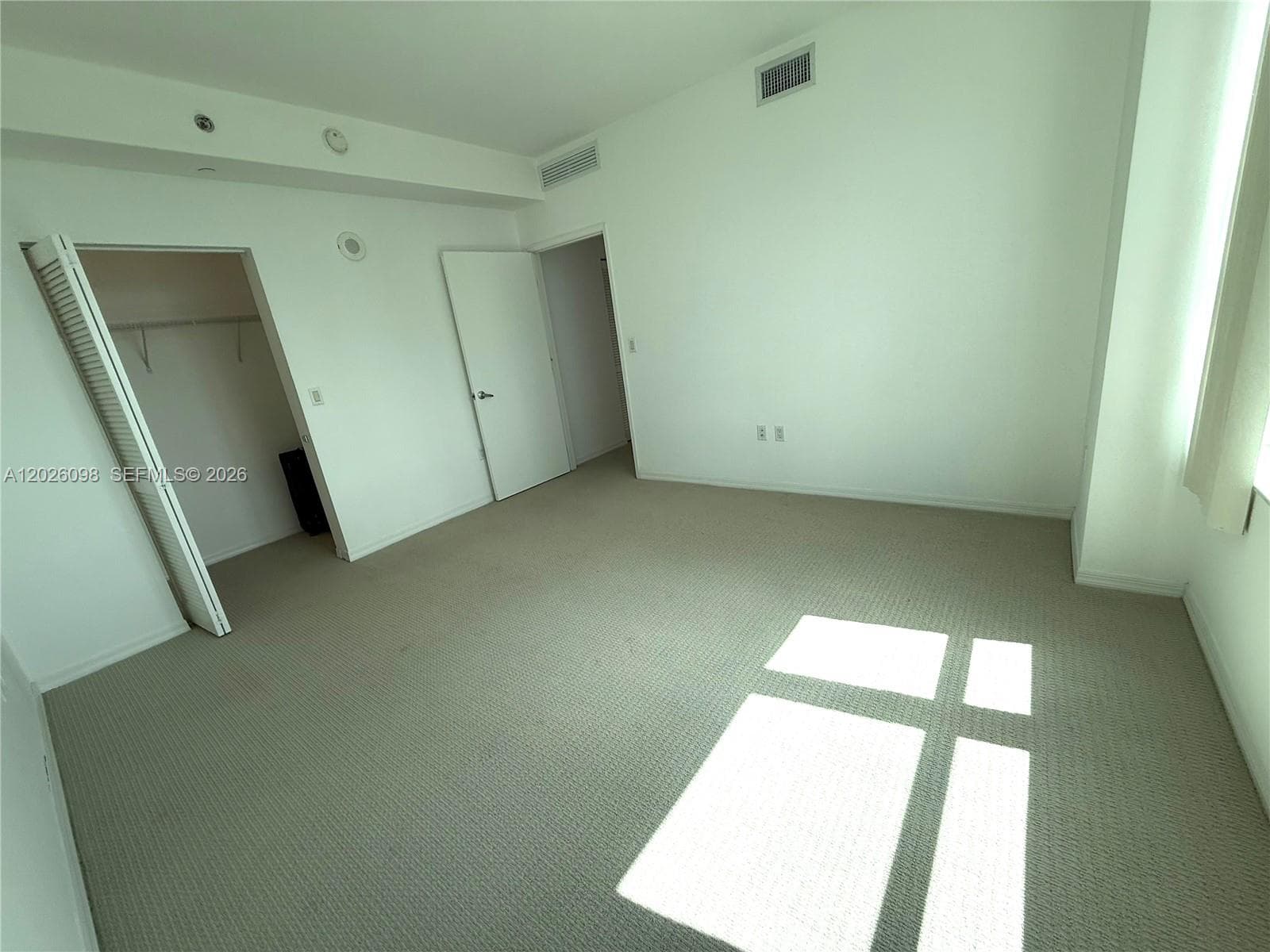 951 Brickell Ave # 3703, Miami FL 33131 — 6