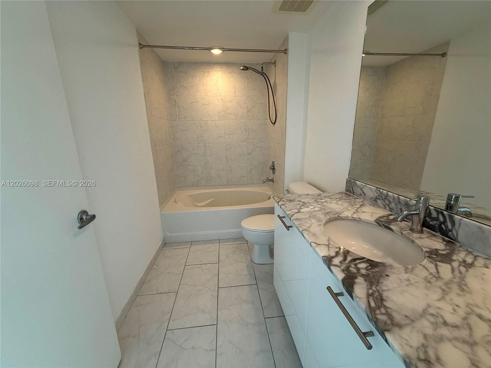 951 Brickell Ave # 3703, Miami FL 33131 — 5