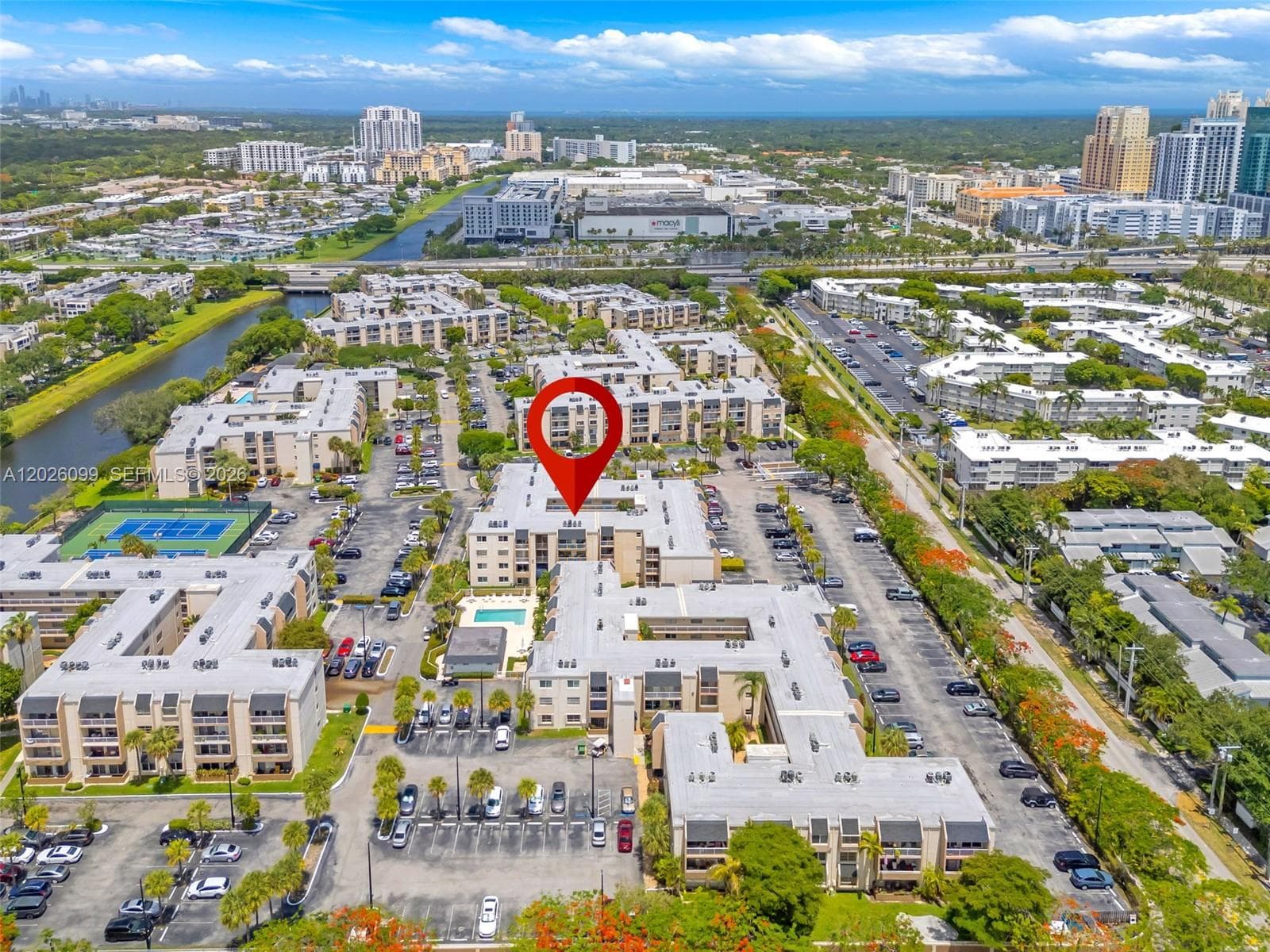 7765 SW 86th St # 205, Miami FL 33143 — 33