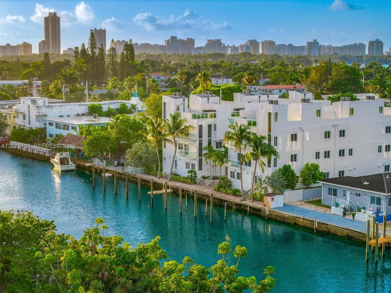 1975 Calais Dr # 5, Miami Beach FL 33141 — 54