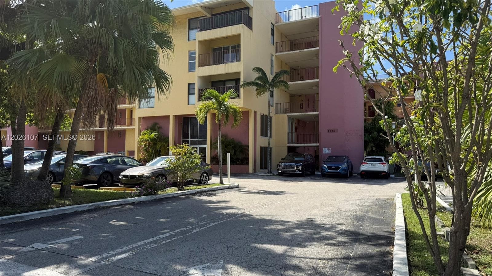 8775 Park Blvd # 104, Miami FL 33172 — 1