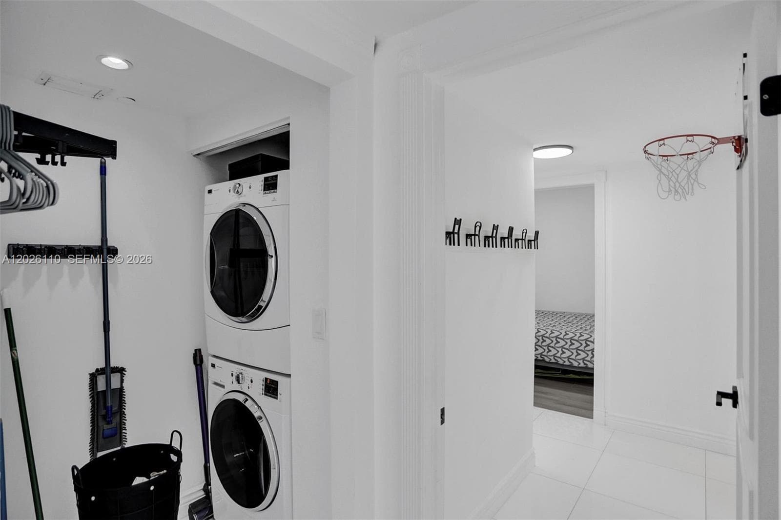 2000 Island Blvd # 1108, Aventura FL 33160 — 9