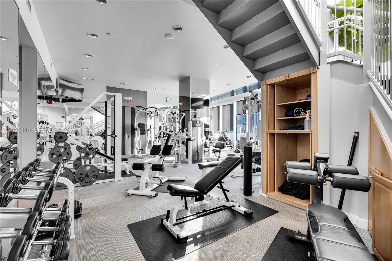 1455 Ocean Dr # 1106, Miami Beach FL 33139 — 36
