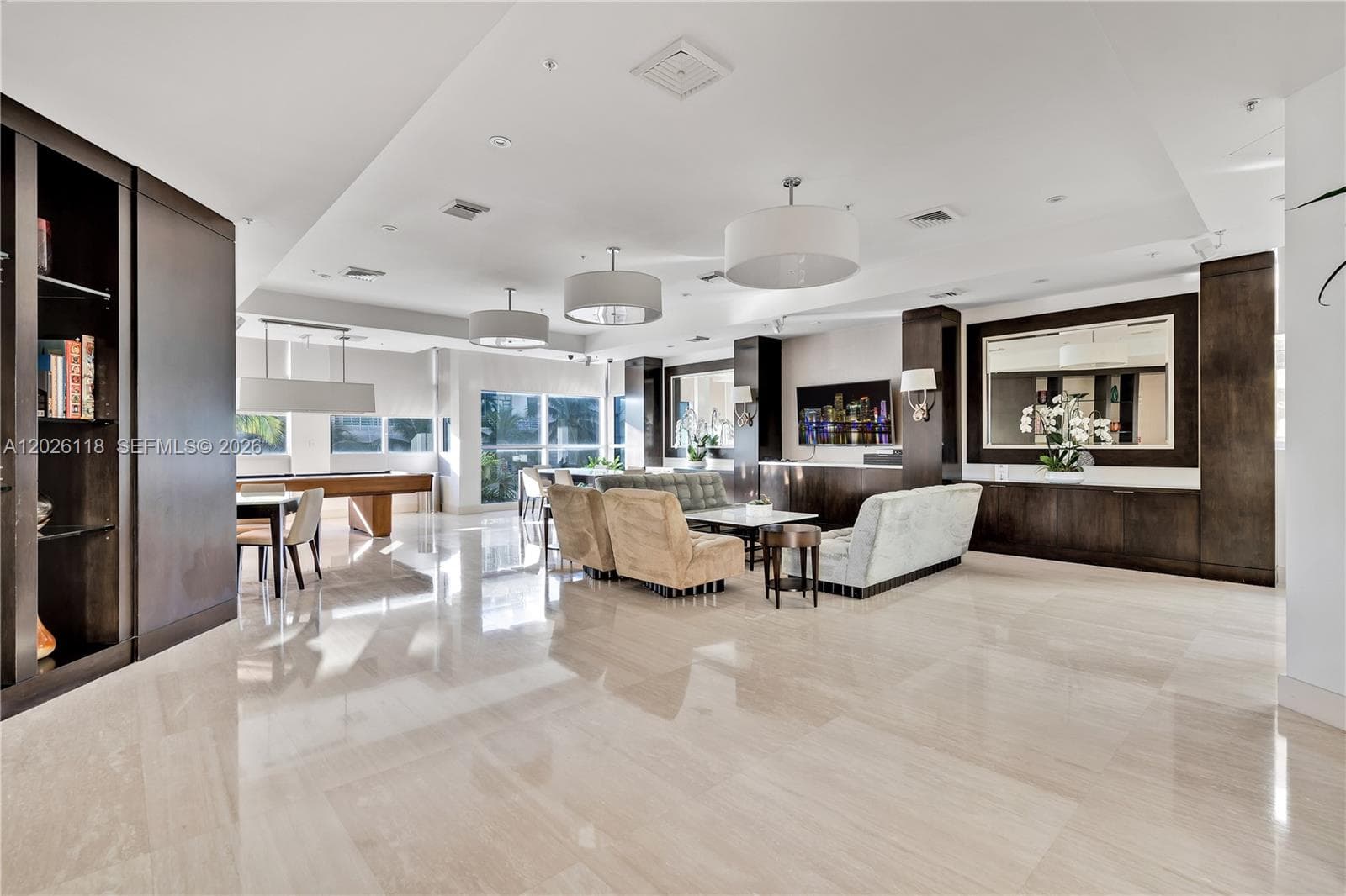 1455 Ocean Dr # 1106, Miami Beach FL 33139 — 32