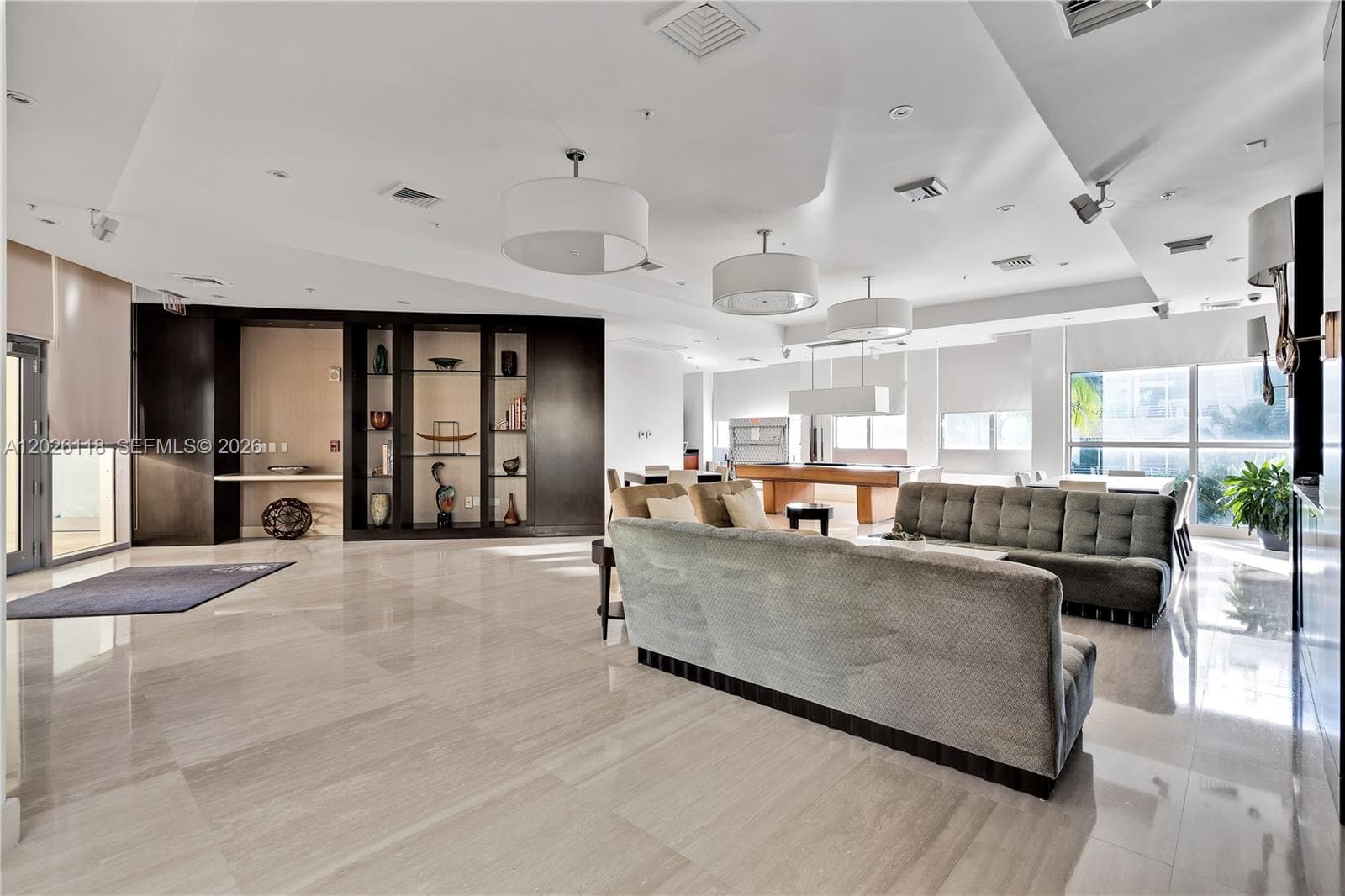 1455 Ocean Dr # 1106, Miami Beach FL 33139 — 33