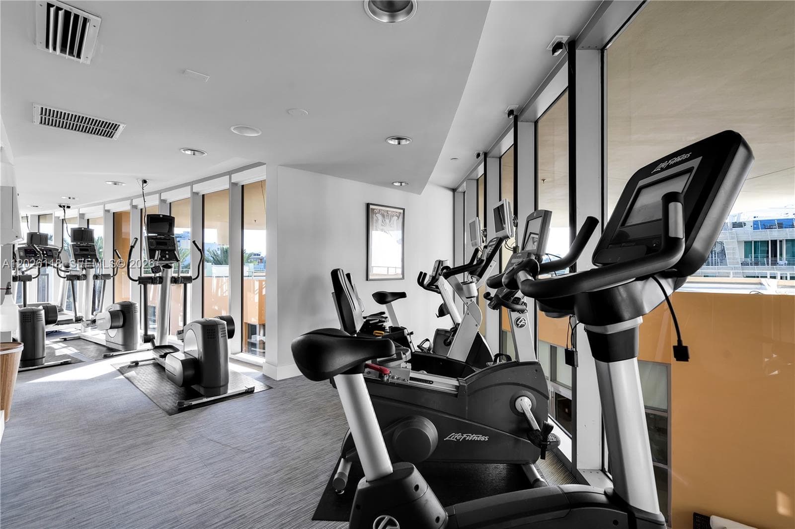 1455 Ocean Dr # 1106, Miami Beach FL 33139 — 37