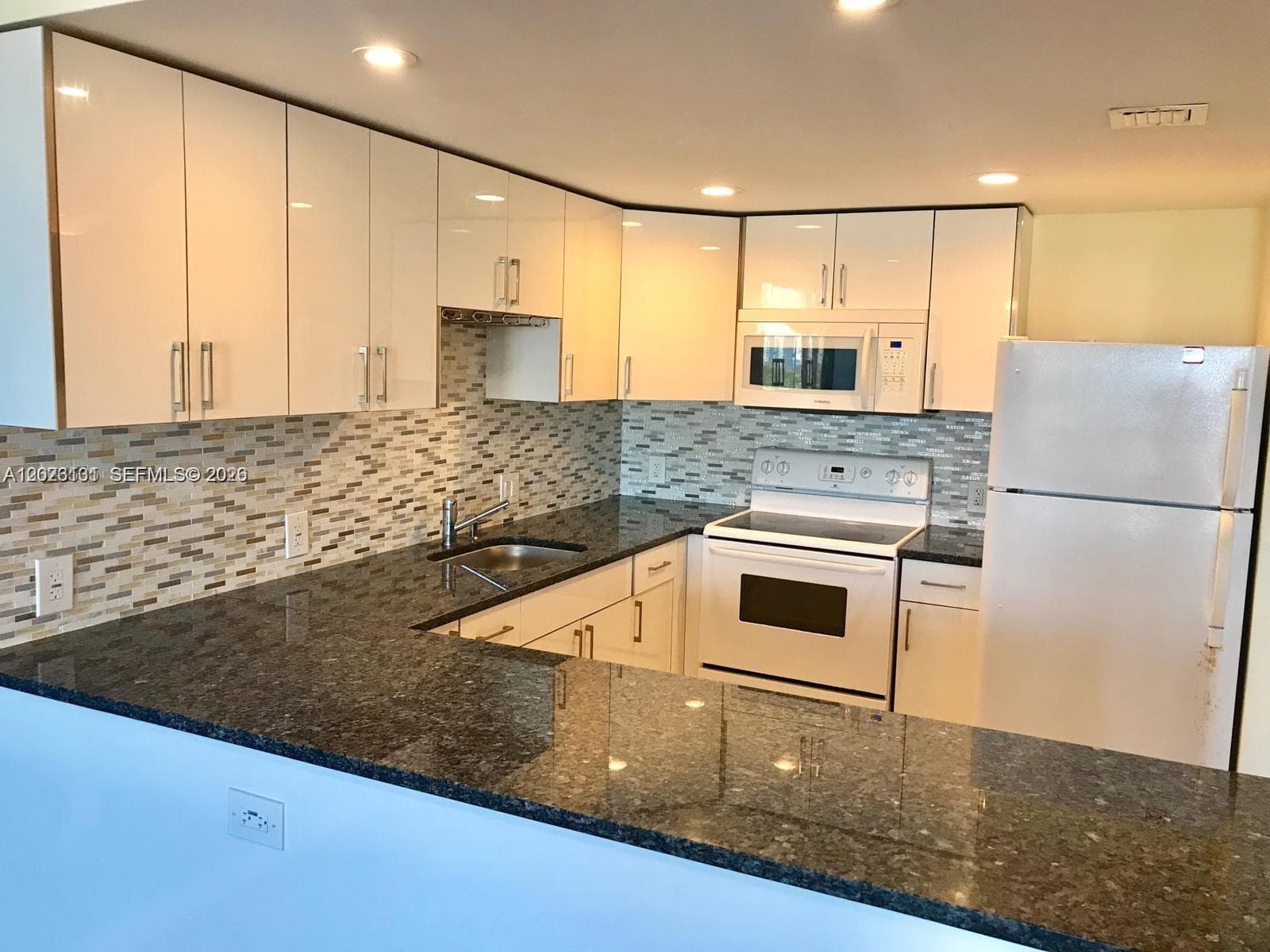 13155 Ixora Ct # 907, North Miami FL 33181 — 2