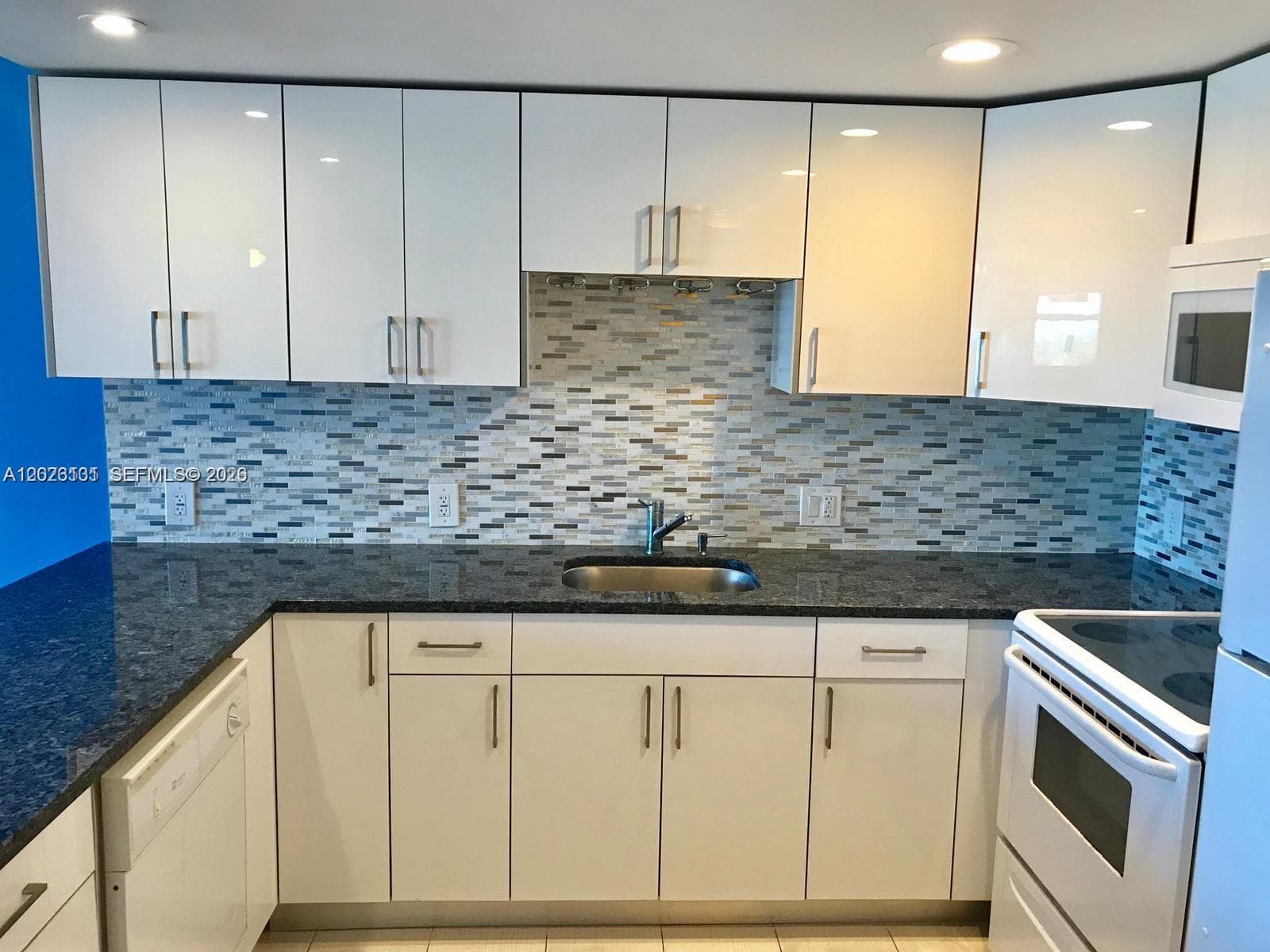13155 Ixora Ct # 907, North Miami FL 33181 — 3