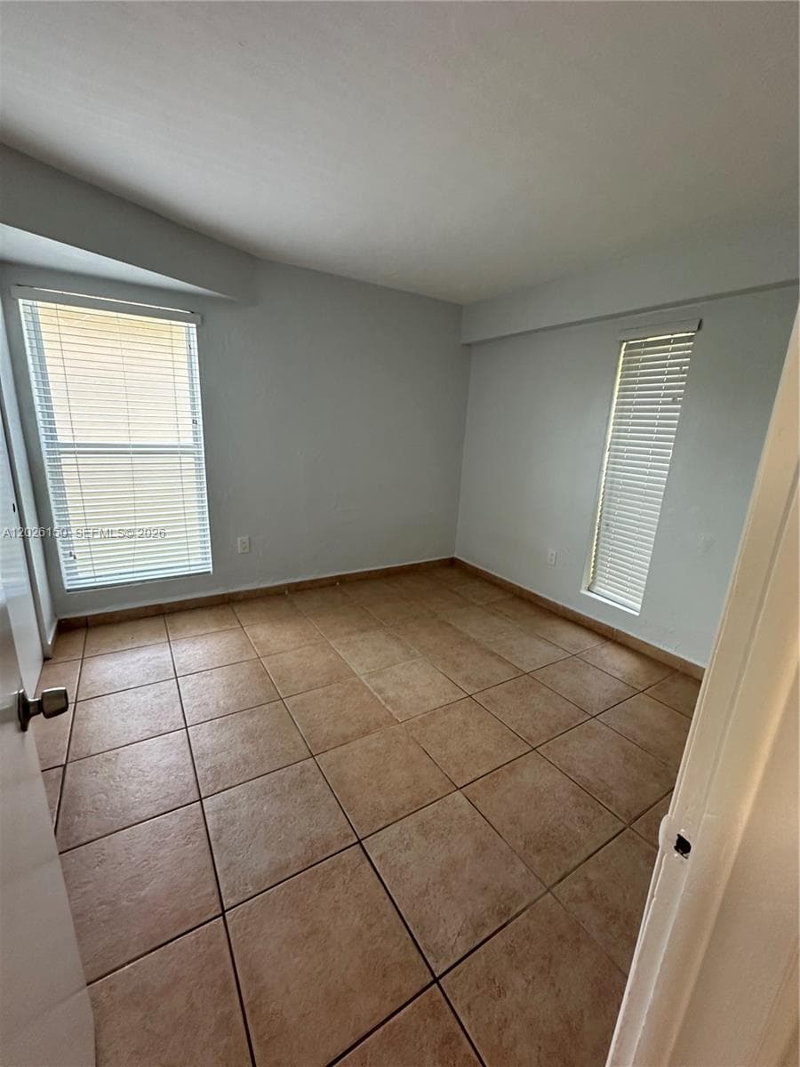 1208 Salzedo St # 18, Coral Gables FL 33134 — 5