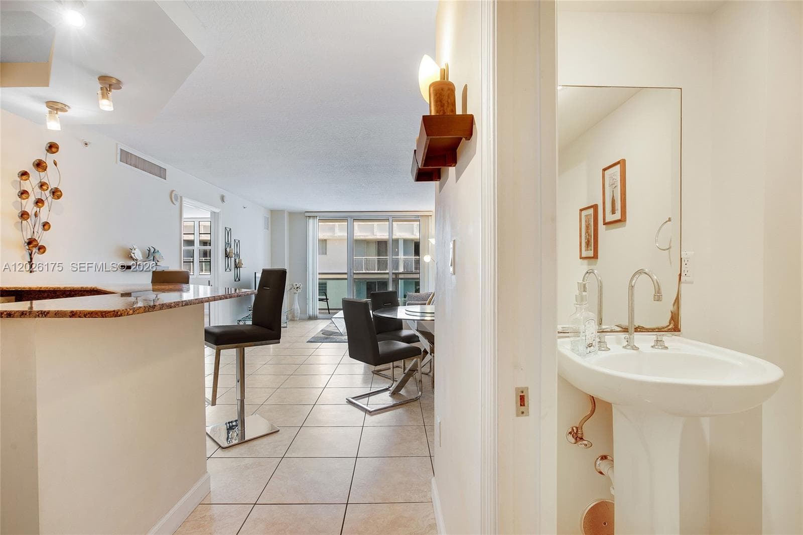 6917 Collins Ave # 1608, Miami Beach FL 33141 — 6