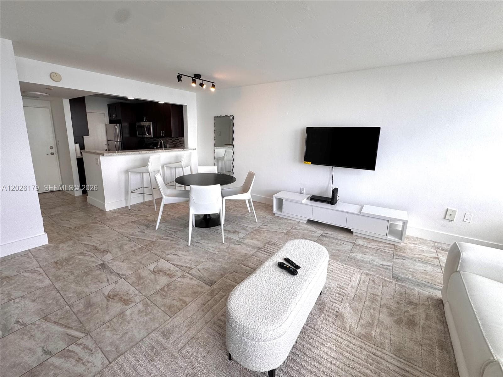 2899 Collins Ave # 1433, Miami Beach FL 33140 — 5