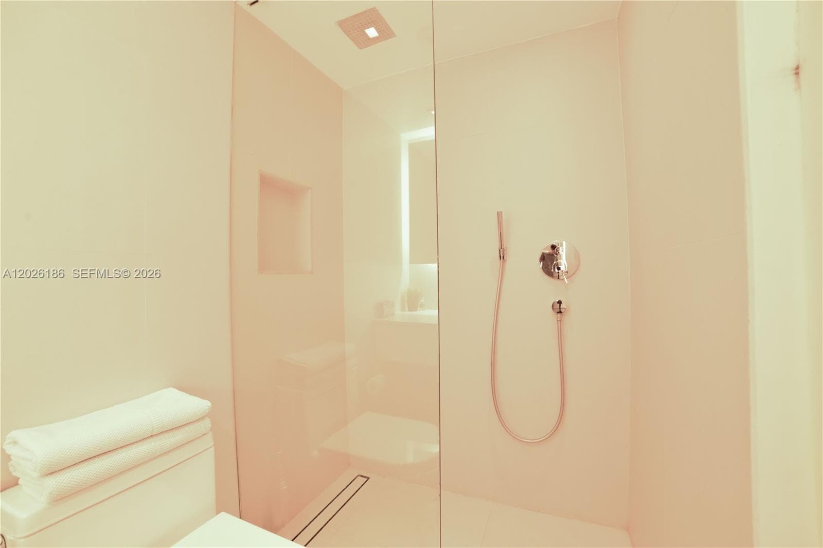 3 Island Ave # 7A, Miami Beach FL 33139 — 4