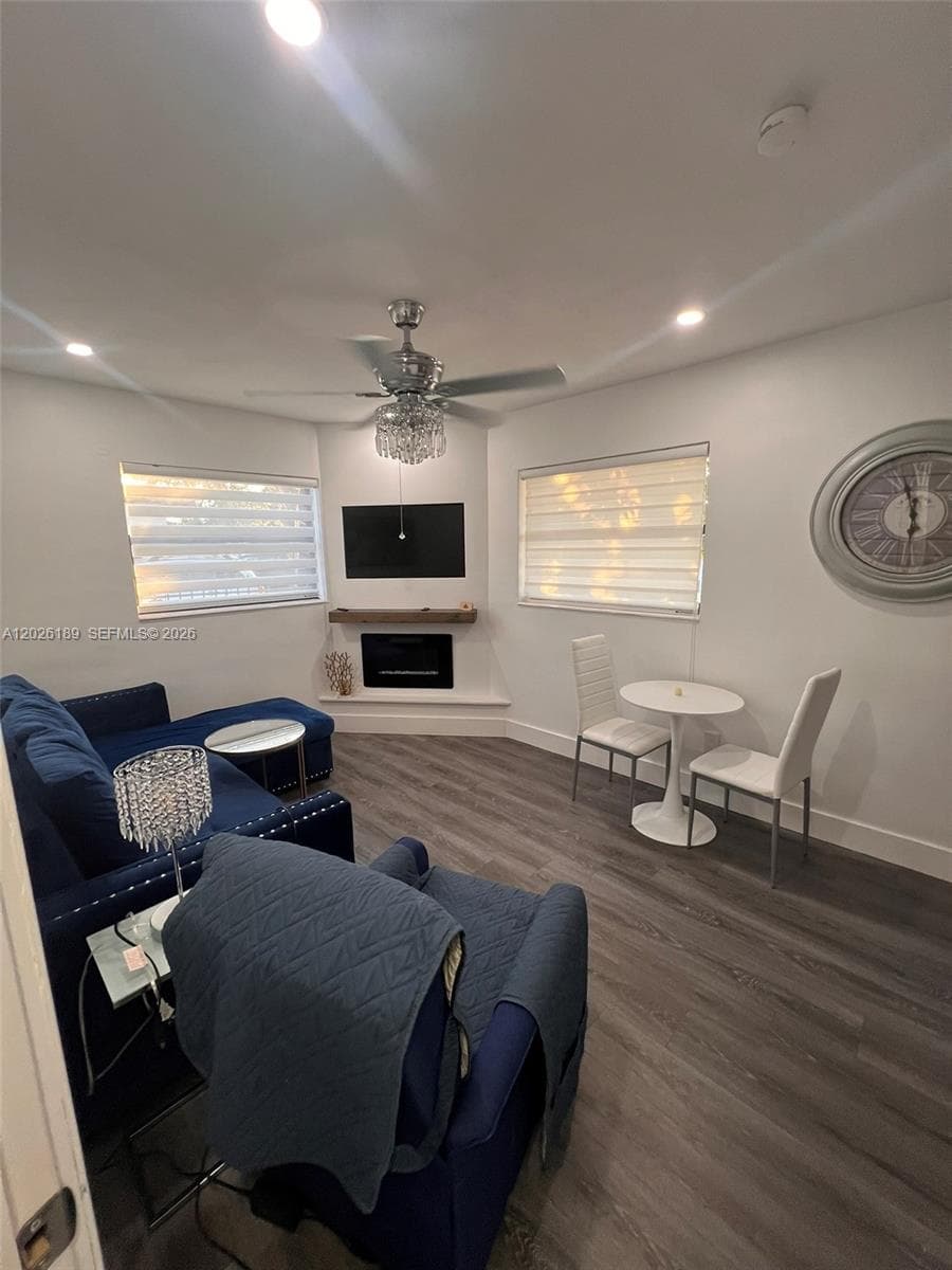 3411 SW 121st Ave, Miami FL 33175 — 4