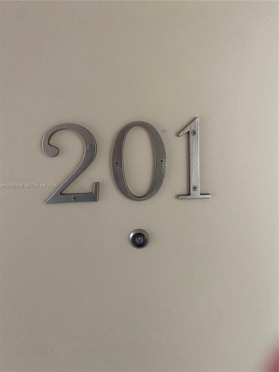 16750 NE 10 Ave # 201, North Miami Beach FL 33162 — 1