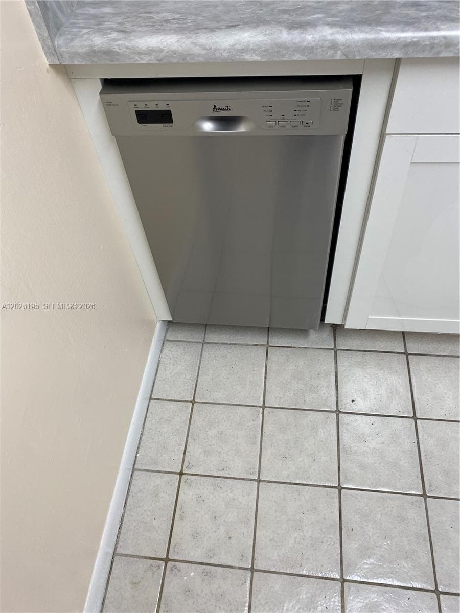 16750 NE 10 Ave # 201, North Miami Beach FL 33162 — 4