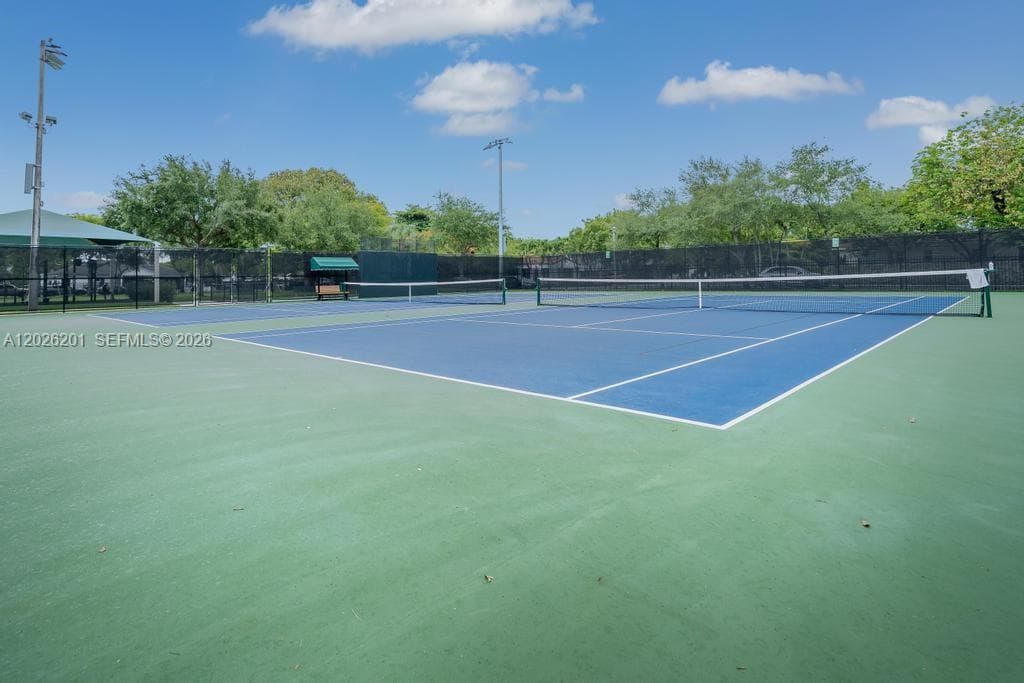 2257 SW 11th St, Miami FL 33135 — 13
