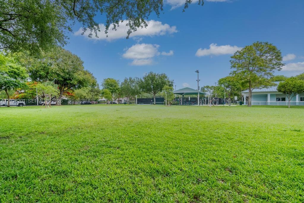 2257 SW 11th St, Miami FL 33135 — 12