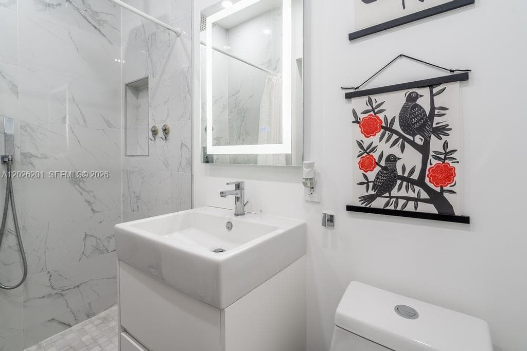 2257 SW 11th St, Miami FL 33135 — 8