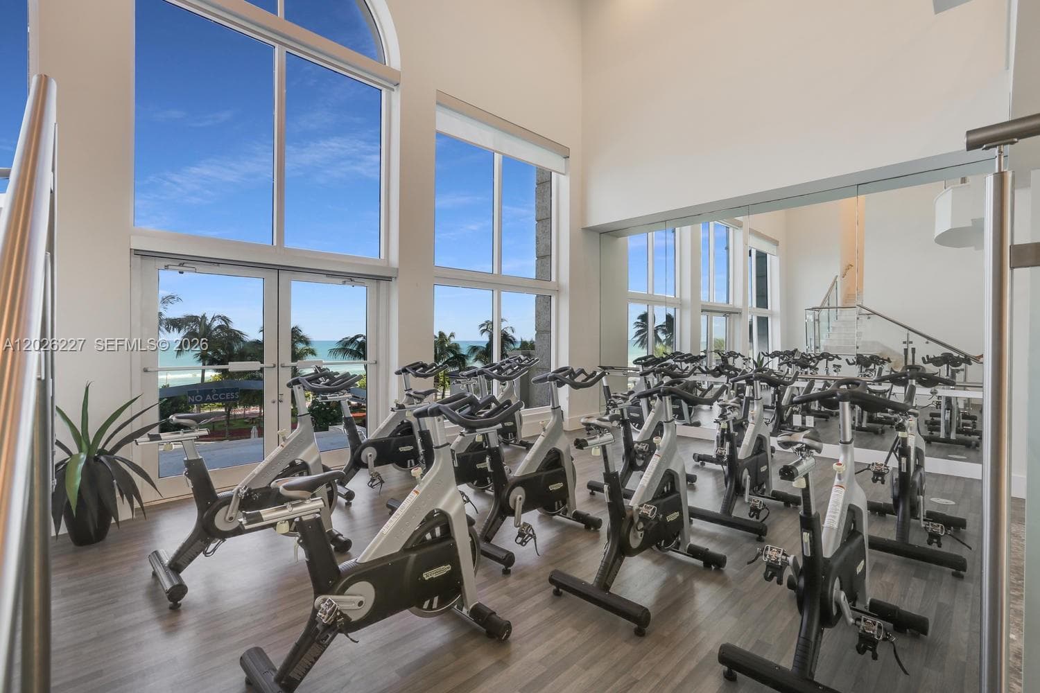 4779 Collins Ave # 2908, Miami Beach FL 33140 — 47