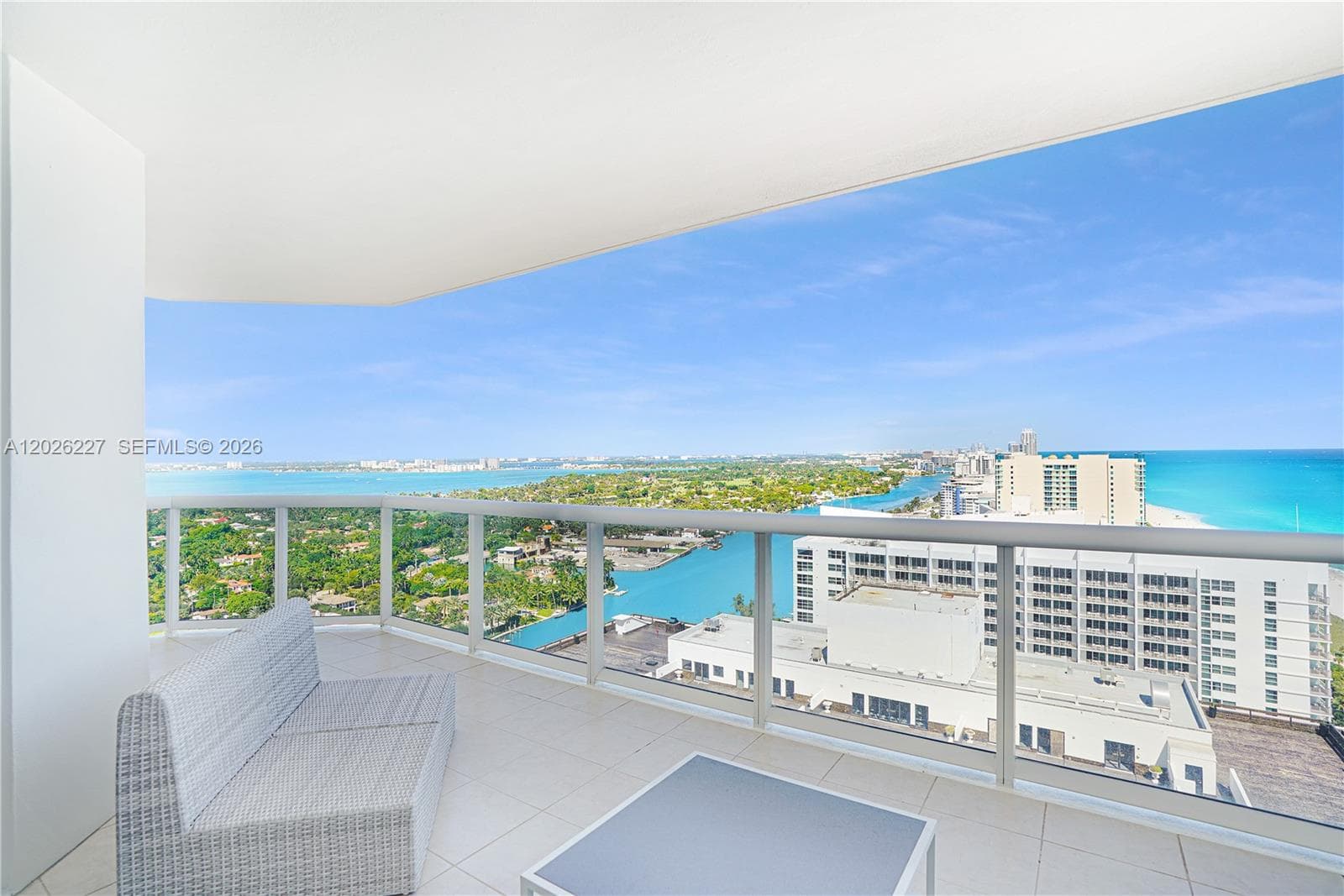 4779 Collins Ave # 2908, Miami Beach FL 33140 — 3