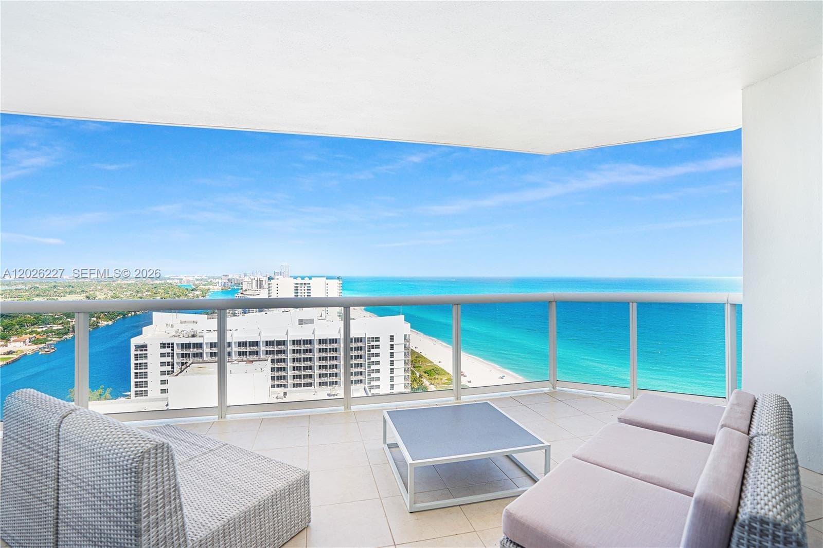 4779 Collins Ave # 2908, Miami Beach FL 33140 — 1