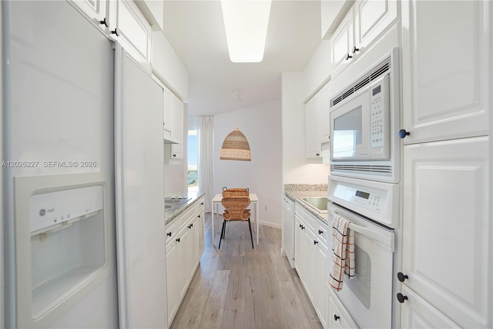 4779 Collins Ave # 2908, Miami Beach FL 33140 — 20