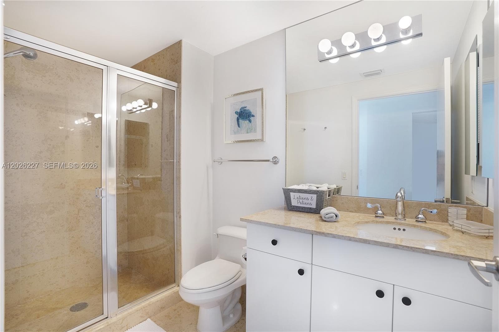 4779 Collins Ave # 2908, Miami Beach FL 33140 — 34