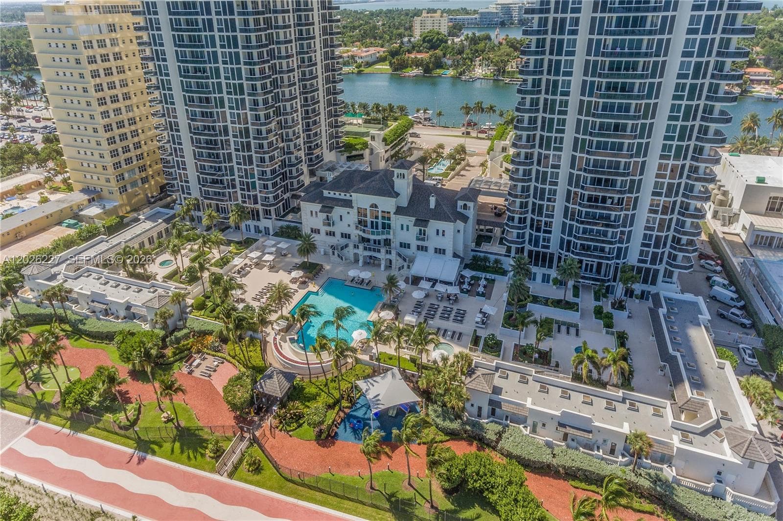 4779 Collins Ave # 2908, Miami Beach FL 33140 — 41