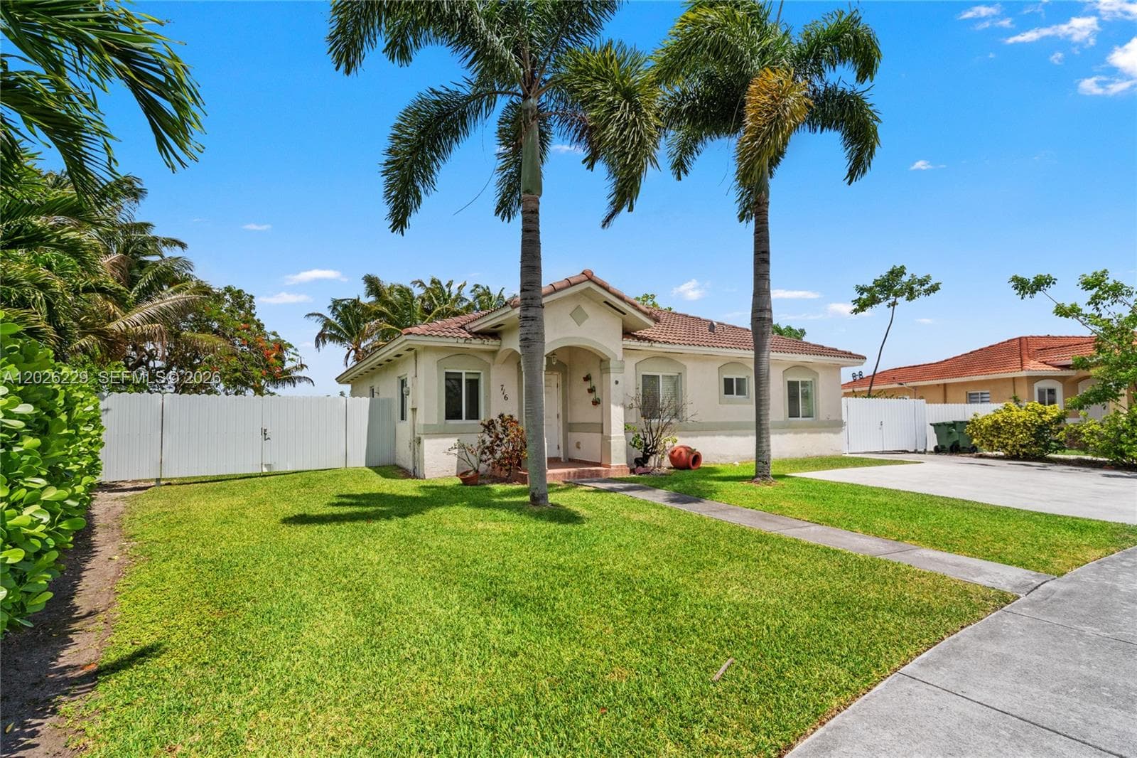 716 SE 12th Ter, Homestead FL 33033 — 1