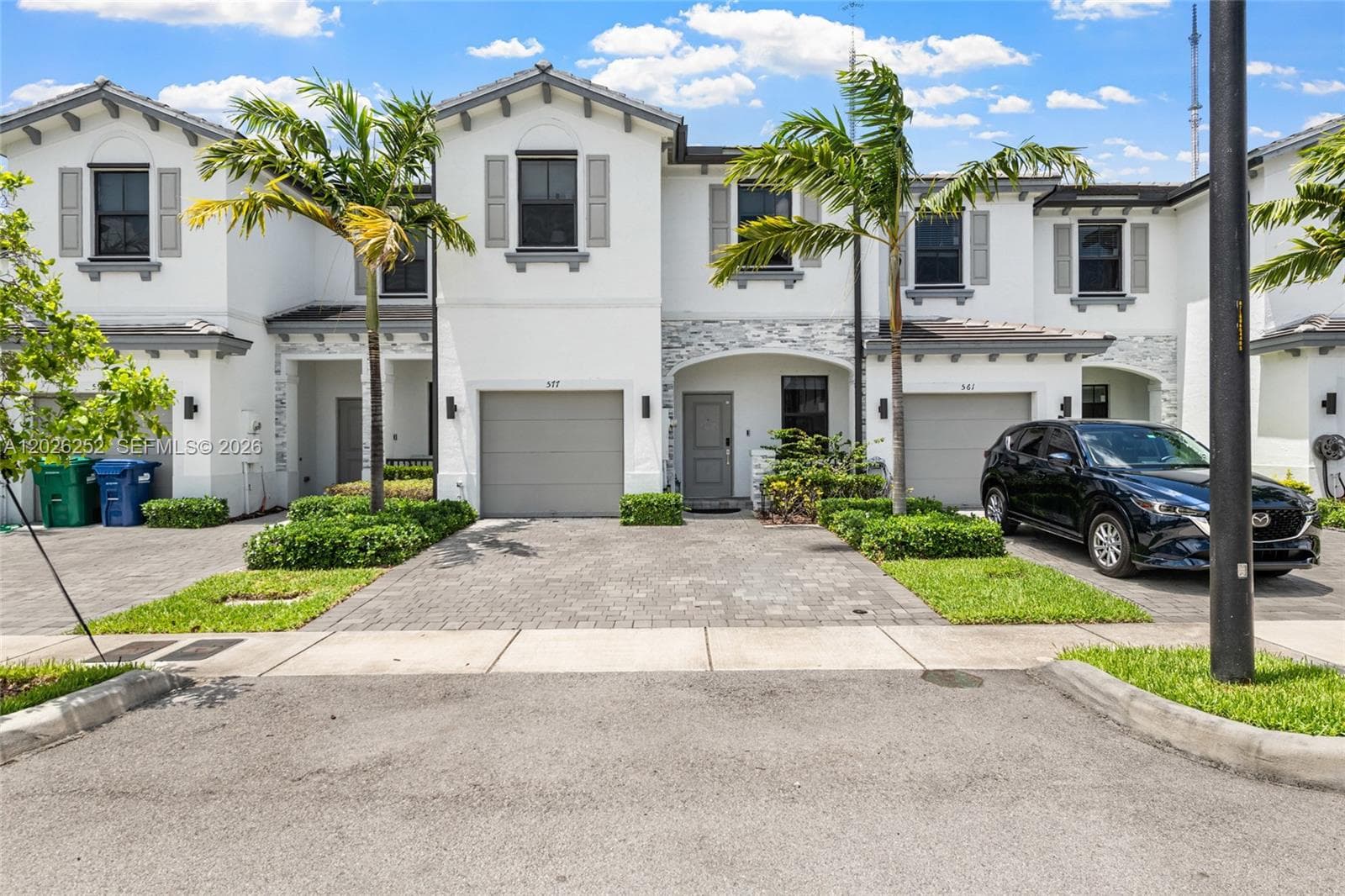 577 NW 204th St, Miami Gardens FL 33169 — 1