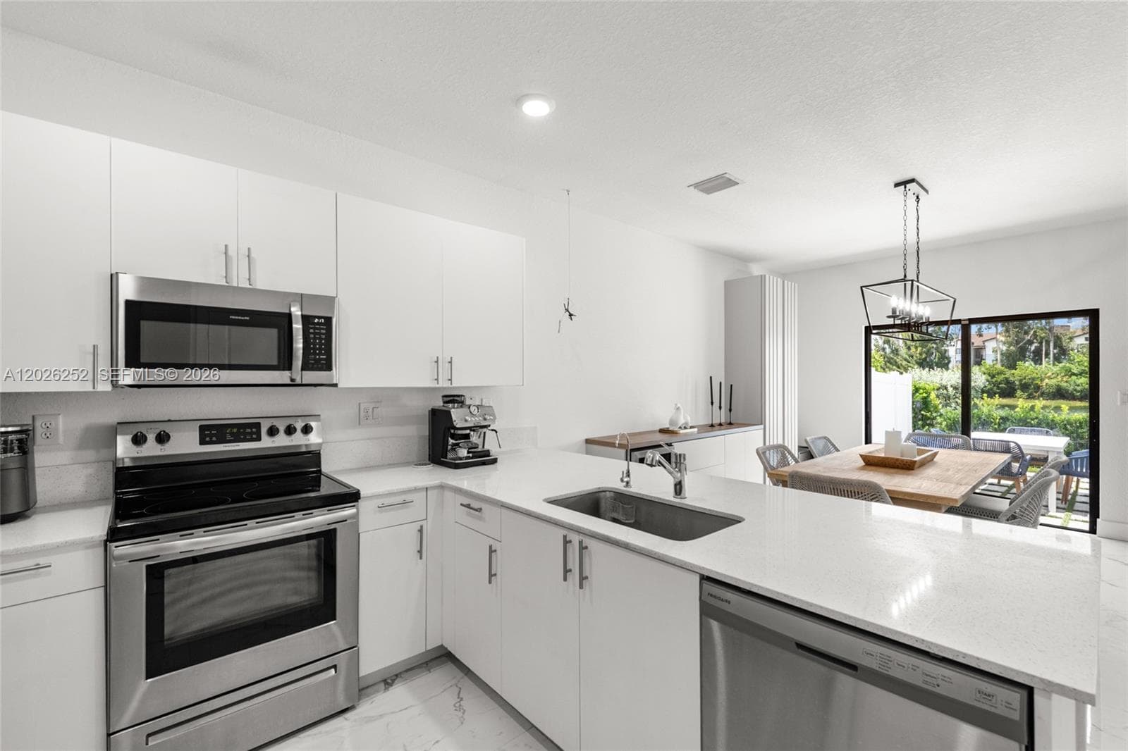 577 NW 204th St, Miami Gardens FL 33169 — 10